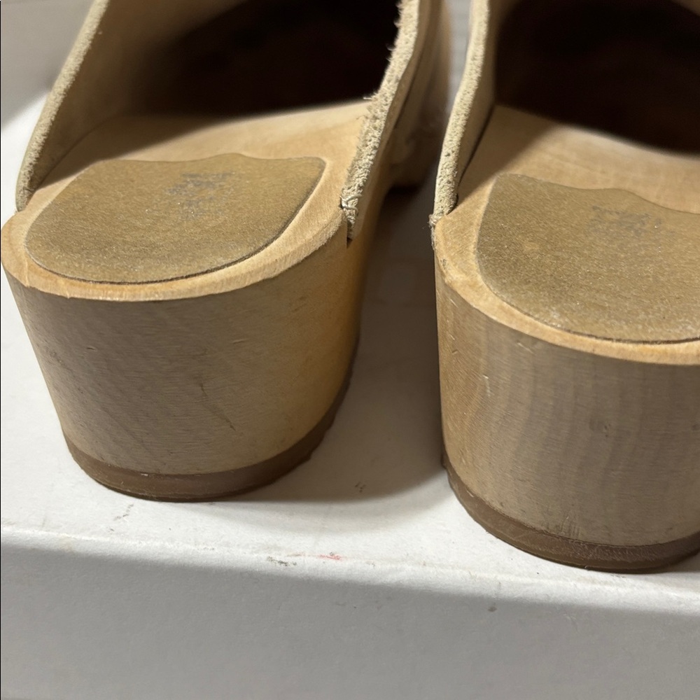 Sandgrens Leather Upper Clogs. Euc - image 6